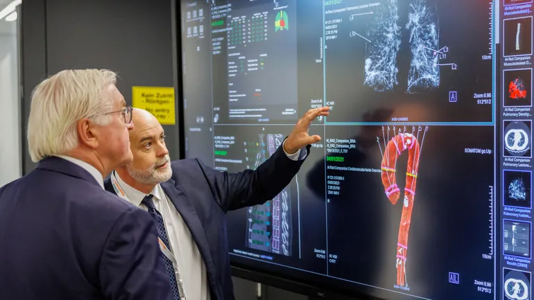 AI medical devices surge tenfold in a decade: FDA has authorized 950 products