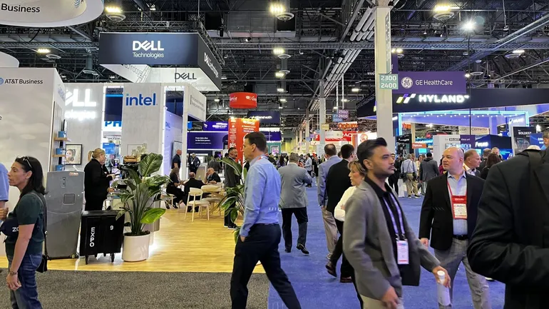 HIMSS26观察：AI创新与风险的五点平衡之道